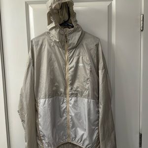 Hooded Cotopaxi ultralight windbreaker